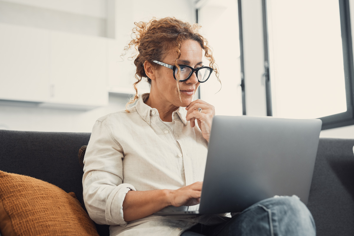 lady using laptop